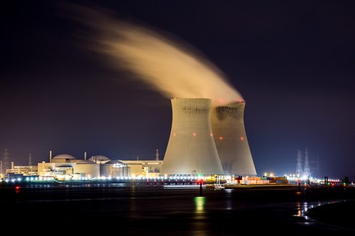 Nuclear Renaissance: Next-Generation Reactors Power the 2026 Energy Transition
