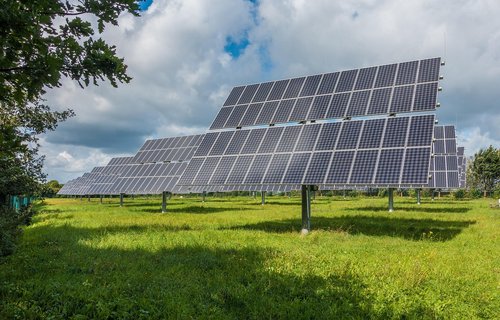 Perovskite Solar Revolution: 35% Efficiency Breakthrough Marks New Era in Renewable Energy