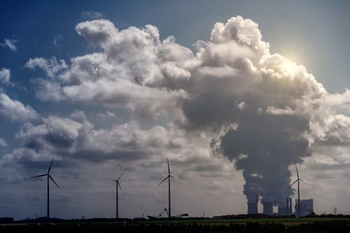 Three Climate Technologies Breaking Through in 2026: Sodium Batteries, Nuclear Renewal, and the Energy Challenge