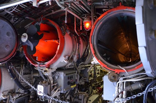 American Torpedo Strikes IRIS Dena in International Waters: Sri Lanka Reports 87 Dead, Iran Vows Retaliation