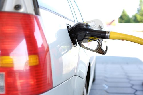 Moldova Fuel Prices Surge: Diesel Jumps 34 Lei Following International Oil Market Volatility