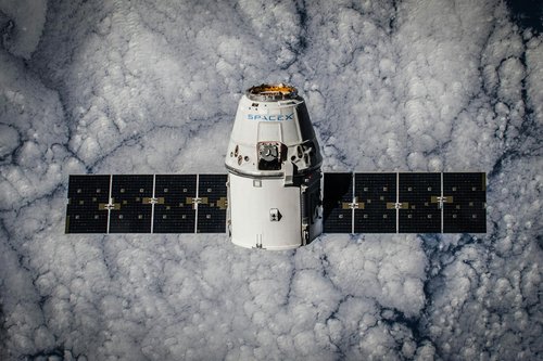 Say Goodbye to the ISS: Commercial Space Stations Are Coming in 2026