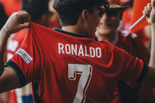 Cristiano Ronaldo Makes Emergency Exit from Saudi Arabia Amid Regional Tensions