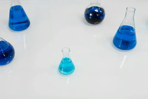 Quantum Leap in Chemistry: IBM and Researchers Create Never-Before-Seen Half-Möbius Molecule