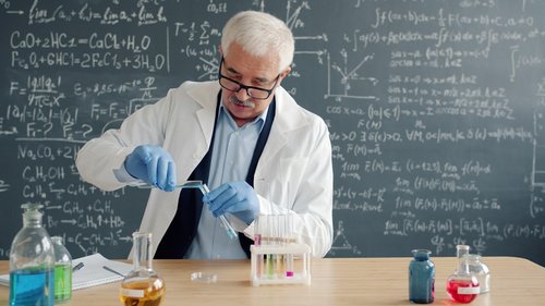 IBM Breakthrough: Scientists Create Never-Before-Seen Half-Möbius Molecule Using Quantum Computing
